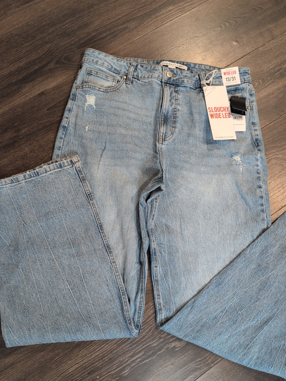 Celebrity Pink Slouchy Wide Leg Jeans In Light Wash Women's 13/31 NWT